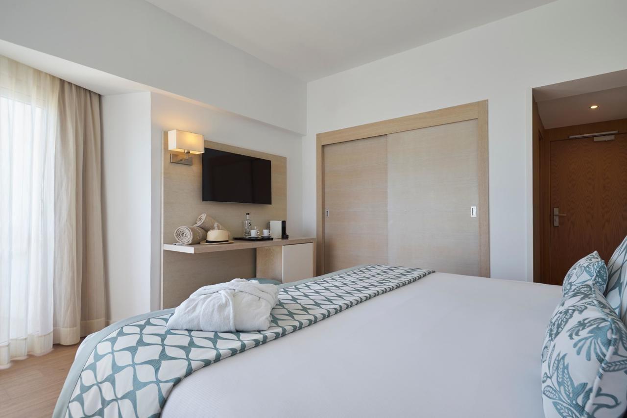 Pure Salt Garonda - Adults Only Hotel Playa de Palma  Exterior foto A room at the hotel