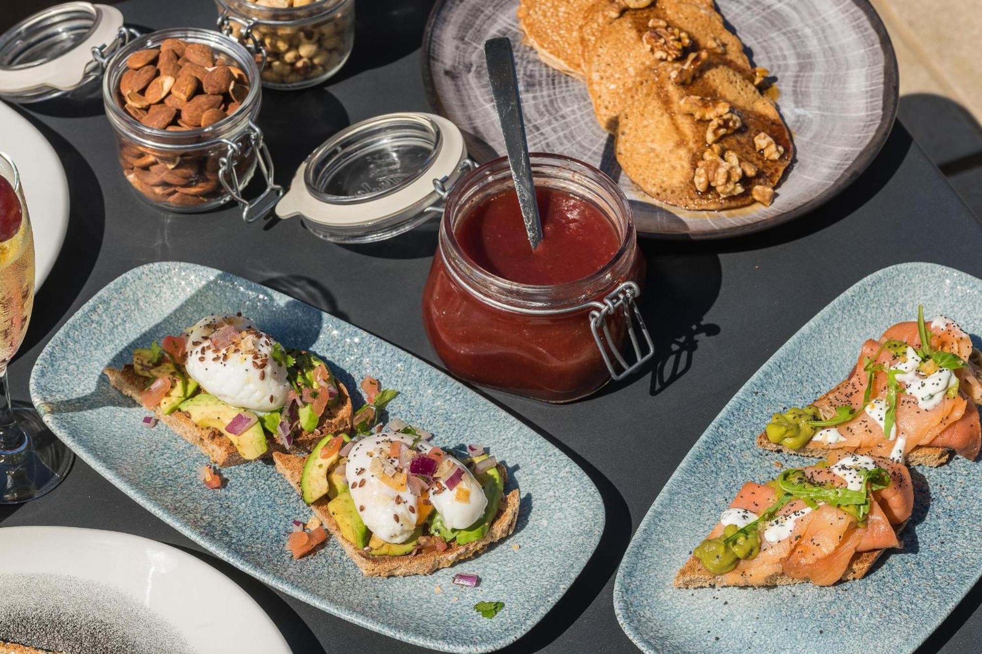 Pure Salt Garonda - Adults Only Hotel Playa de Palma  Exterior foto A selection of tapas